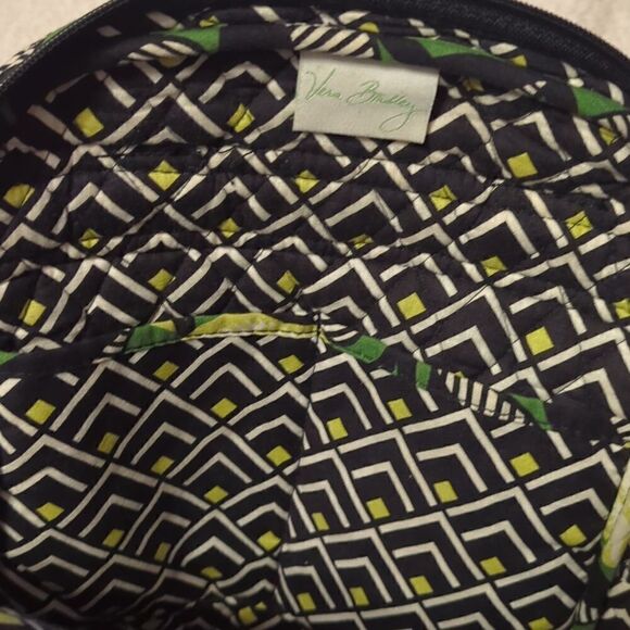 Vera Bradley Black White Green LaNeon Rose Floral Quilted Pockets Backpack 13x10 - Picture 7 of 11